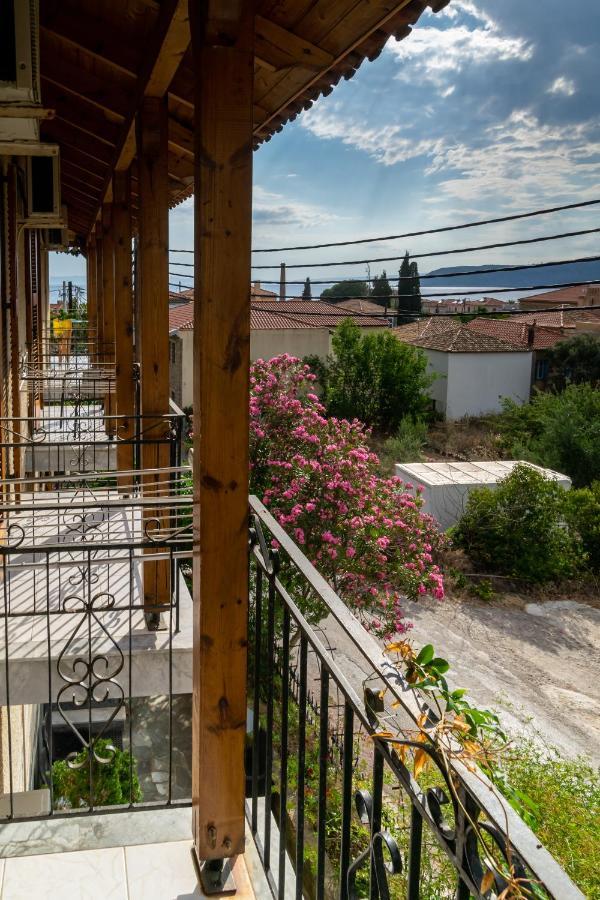Ifigenia'S Rooms Kardamyli Exterior photo