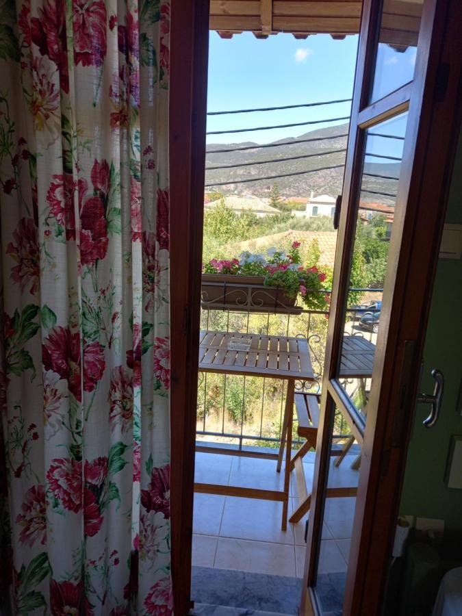 Ifigenia'S Rooms Kardamyli Exterior photo