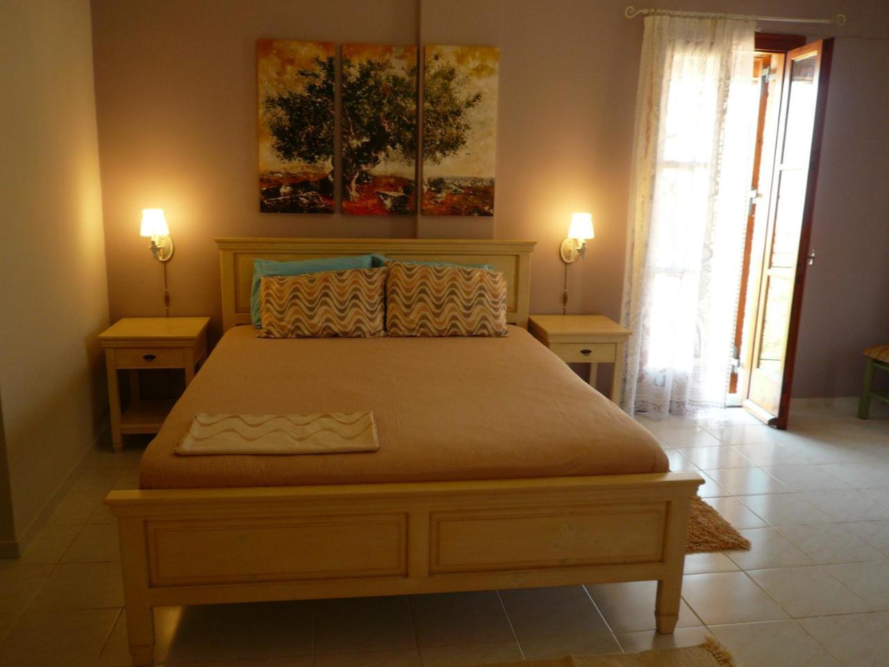 Ifigenia'S Rooms Kardamyli Exterior photo
